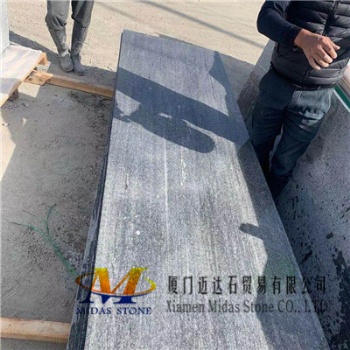 China Mountain Grey Granite Slabs