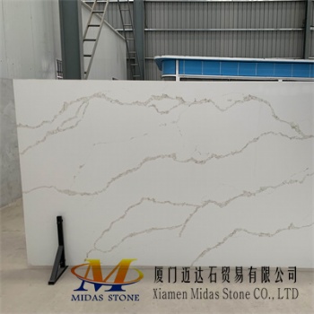 China Calacatta Quartz Stone Slabs