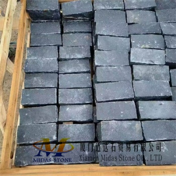 All Sides Split Black Basalt Pavers